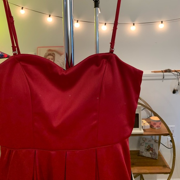 • silky sweetheart ruby red mini dress • - Picture 10 of 13